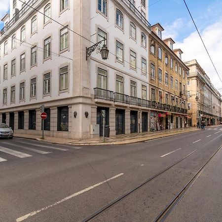 Modern 1Bdr In Downtown Lisbon By Lovelystay المظهر الخارجي الصورة